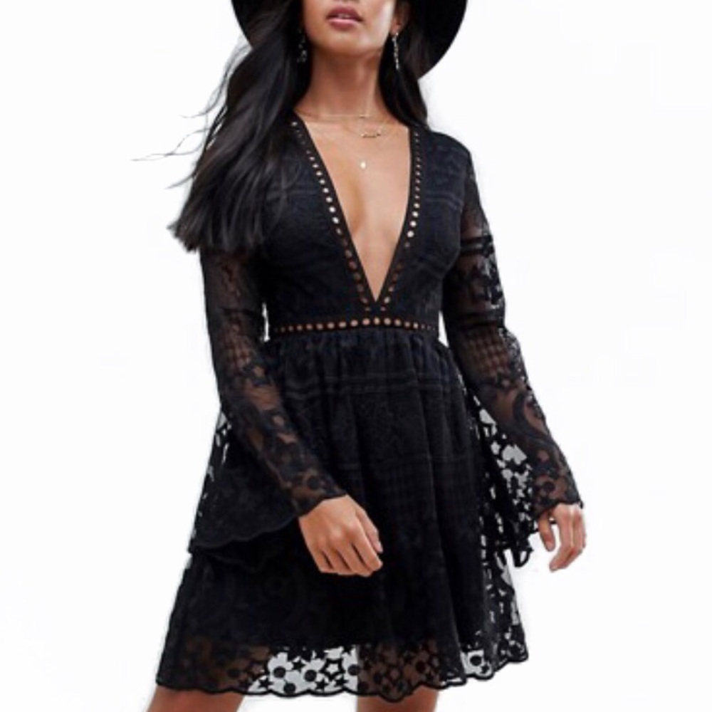 Petite Sz. 2 Black Lace Dress